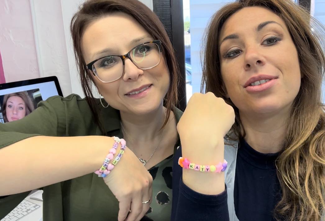 Dominika's children made bracelets for Katy